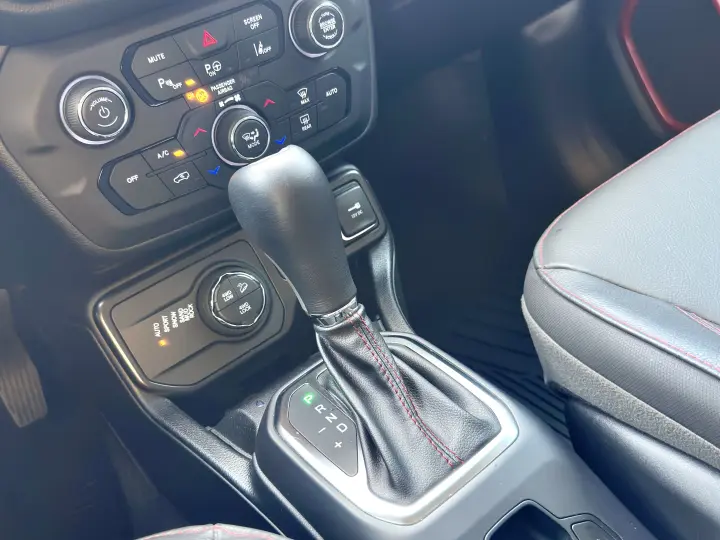 RENEGADE 1.3 T270 TURBO FLEX TRAILHAWK 4X4 AT9