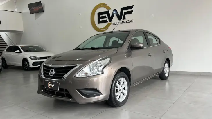 VERSA SV 1.6 16V FlexStart 4p Mec.