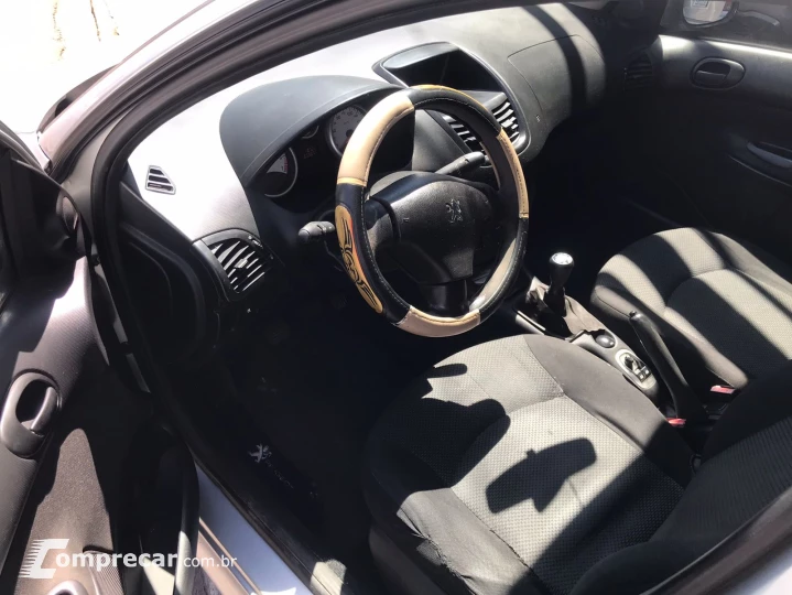 207 1.4 XR Passion 8V