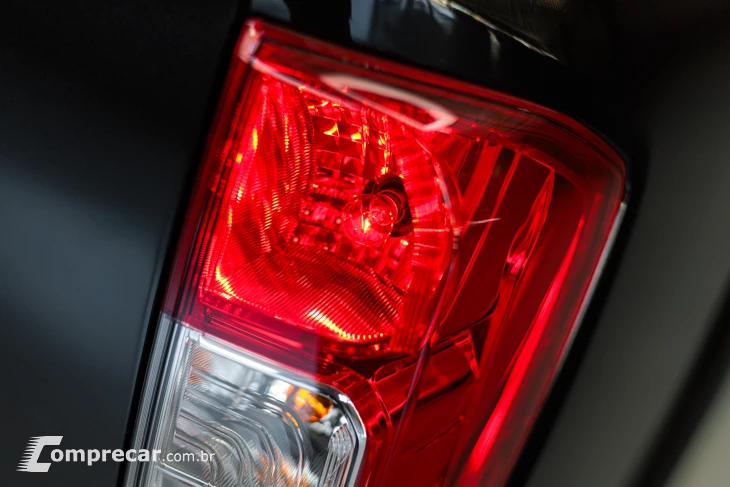 FRONTIER 2.3 16V Turbo XE CD 4X4