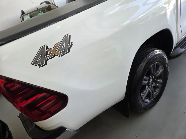 HILUX 2.8 D-4D TURBO DIESEL CD SR 4X4 AUTOMÁTICO