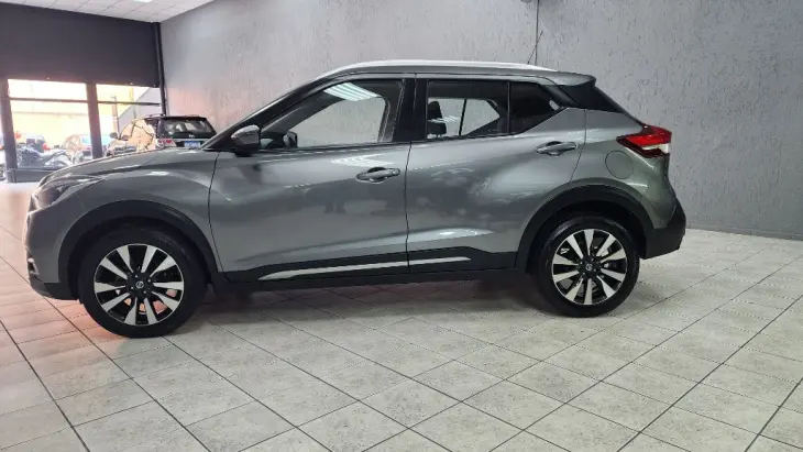 KICKS SV 1.6 16V FlexStar 5p Aut.