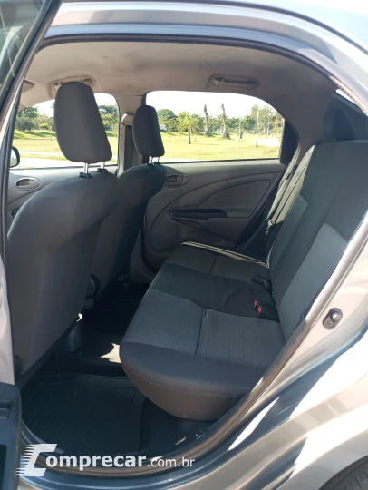 ETIOS 1.5 XS Sedan 16V