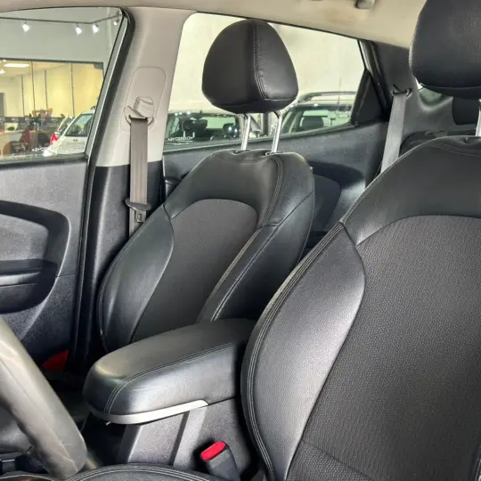 ix35 2.0 16V 170cv 2WD/4WD Aut.