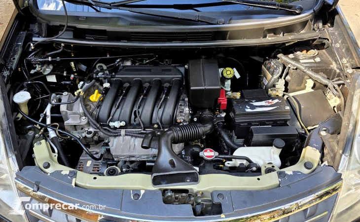 LIVINA 1.6 SL X-gear 16V