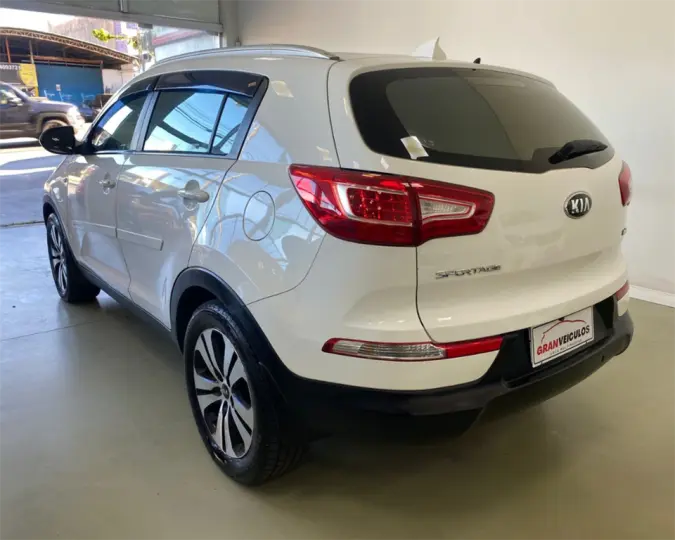 SPORTAGE 2.0 LX 4X2 16V FLEX 4P AUTOMÁTICO