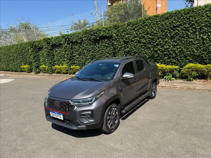 STRADA 1.0 Turbo 200 Ultra CD