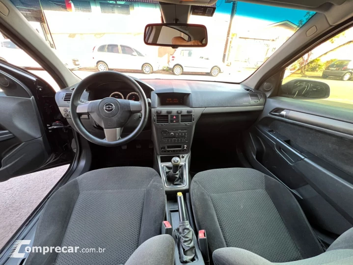 VECTRA 2.0 MPFI GT Hatch 8V