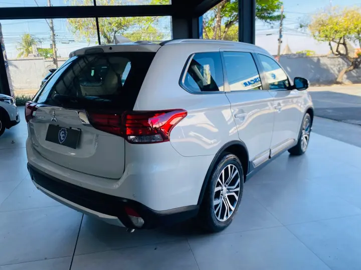 OUTLANDER 2.0 Comfort 16V