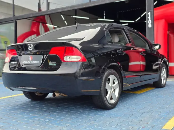 Civic Sedan LXS 1.8/1.8 Flex 16V Mec. 4p