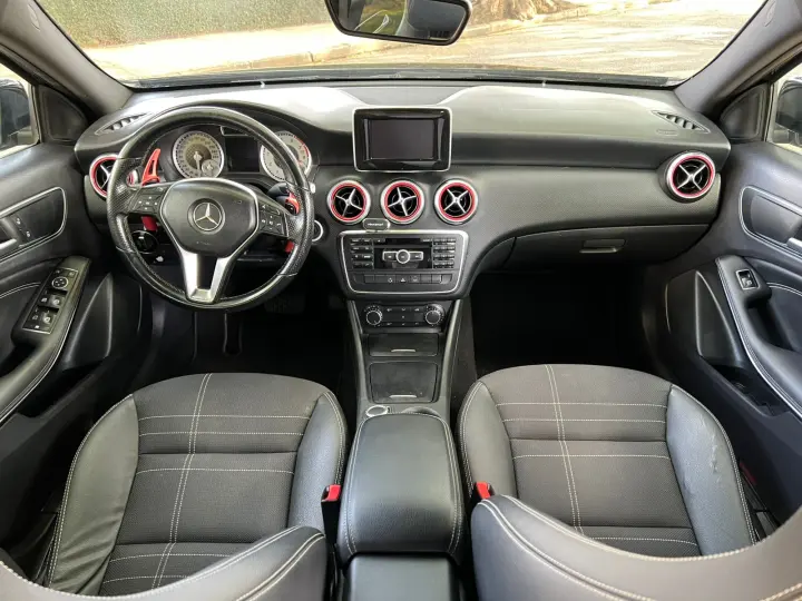 A 200 1.6 Turbo Urban 16V