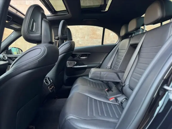 C 300 2.0 EQ Boost AMG Line