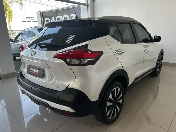 KICKS SL 1.6 16V FlexStar 5p Aut.