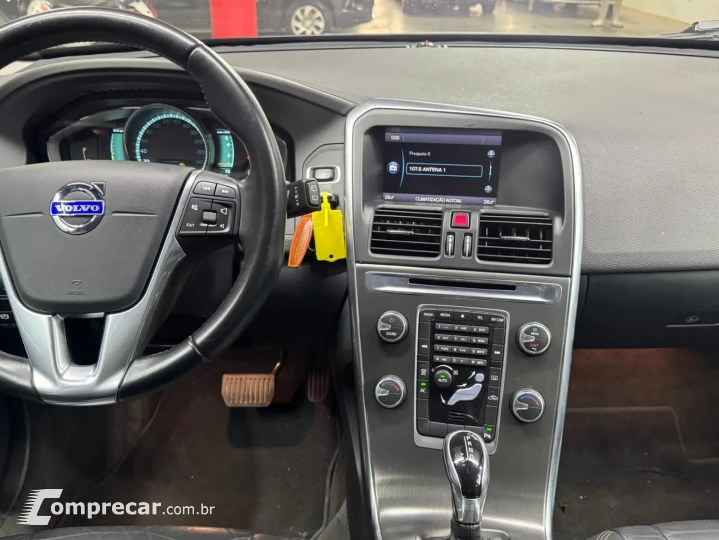 XC60 2.0 T5 DYNAMIC FWD TURBO 4P AUTOMÁTICO