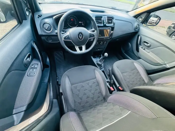 Logan 1.0 12V 4P FLEX SCE ZEN