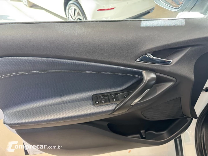 Tracker 1.2 4P FLEX TURBO PREMIER AUTOMÁTICO