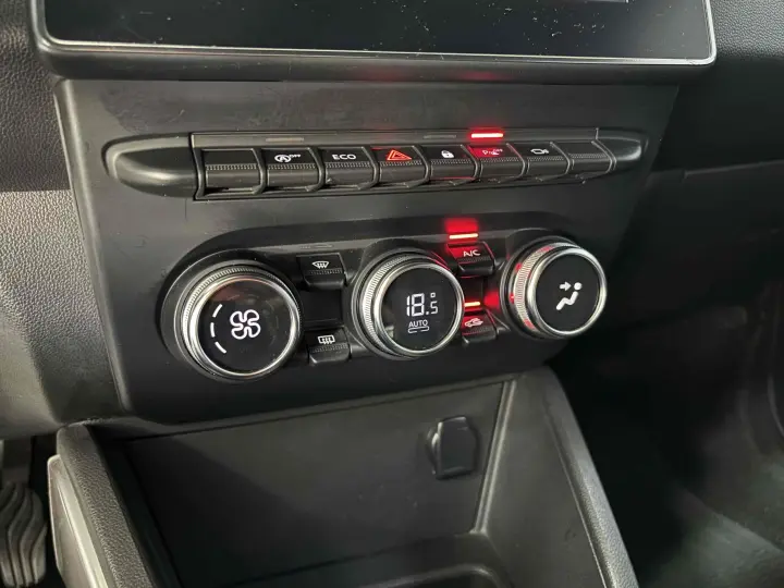 DUSTER 1.6 16V SCE FLEX ICONIC X-TRONIC