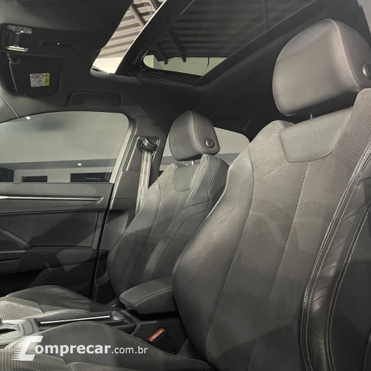 Q3 2.0 40 TFSI Sportback Performance Black Quattro