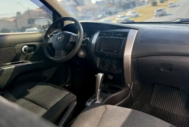 LIVINA S 1.8 16V Flex Fuel Aut.