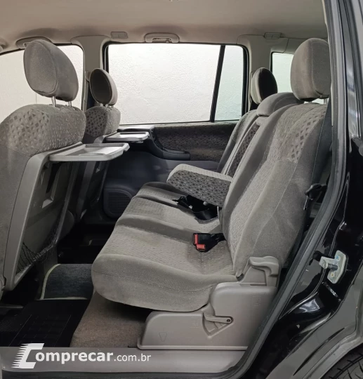 ZAFIRA 2.0 MPFI Elegance 8V