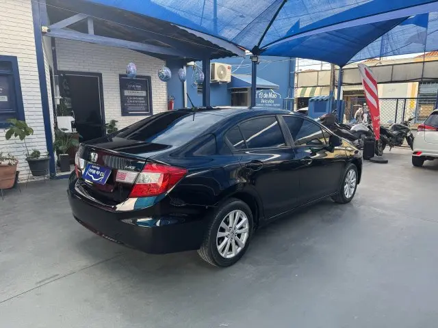 CIVIC - 1.8 LXS 16V 4P AUTOMÁTICO