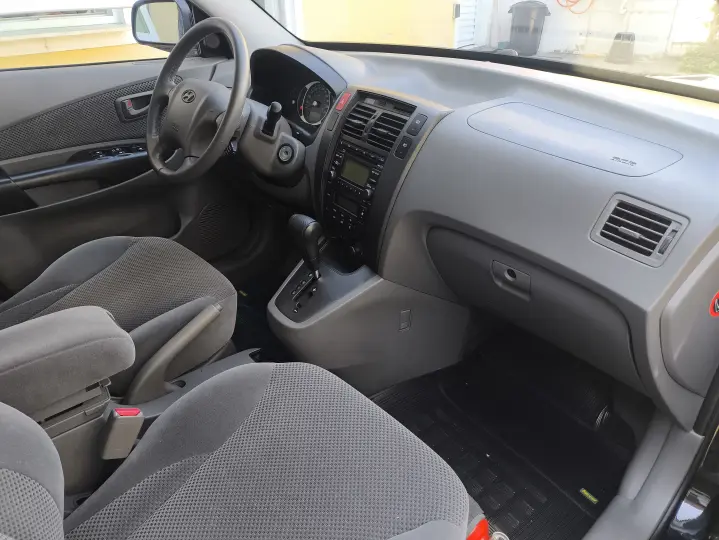 TUCSON 2.0 MPFI GLS 4X2 16V 143cv 2WD