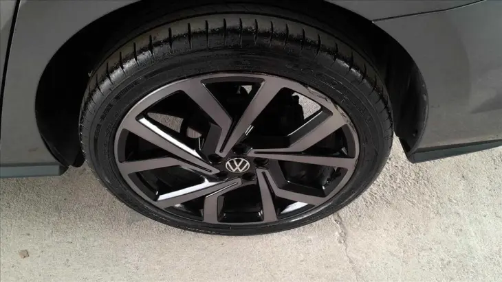 VIRTUS 1.4 250 TSI EXCLUSIVE AUTOMÁTICO