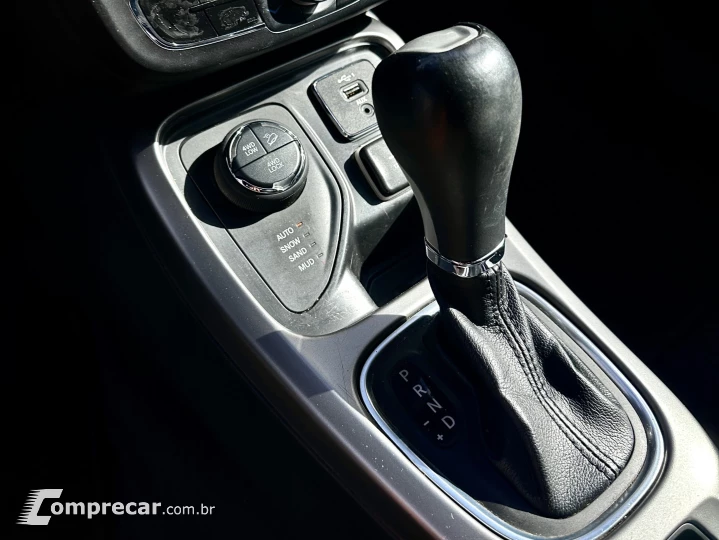COMPASS 2.0 16V DIESEL LONGITUDE 4X4 AUTOMÁTICO
