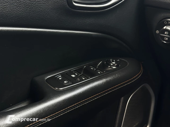 COMPASS 2.0 16V Longitude 4X4