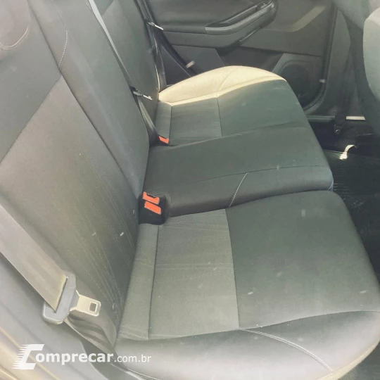 FOCUS 2.0 SE Fastback 16V