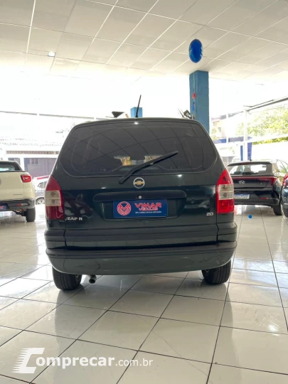 ZAFIRA 2.0 MPFI Elegance 8V