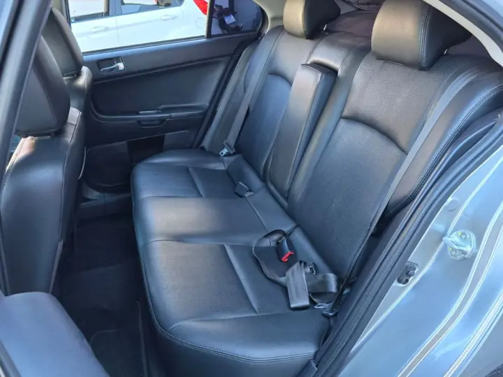 Lancer HL-T 2.0 16V 160cv Aut.