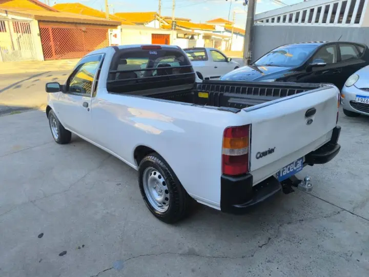 Courier 1.6 L/ 1.6 Flex