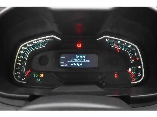 AGILE - 1.4 MPFI LTZ 8V 4P MANUAL