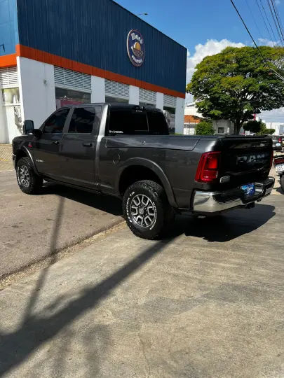 3500 6.7 Laramie Longhorn 4X4 CD 6 Cilindros Turbo
