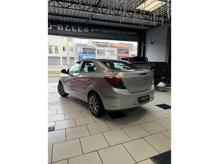 PRISMA 1.4 MPFI LT 8V FLEX 4P MANUAL