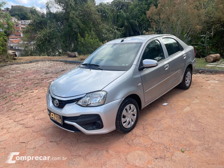 ETIOS 1.5 X Sedan 16V