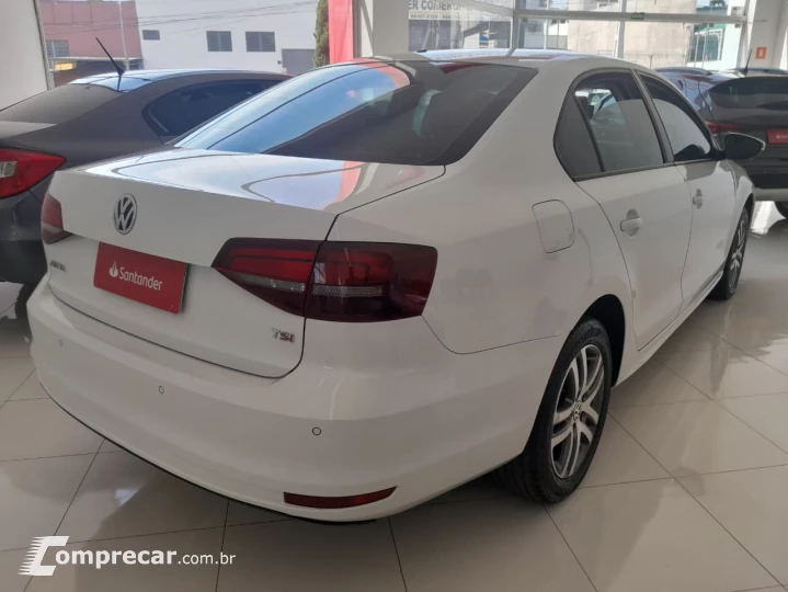 Jetta 1.4 16V 4P TSI CONFORTLINE AUTOMÁTICO