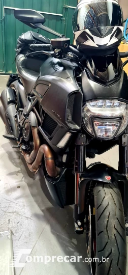 DIAVEL DARK