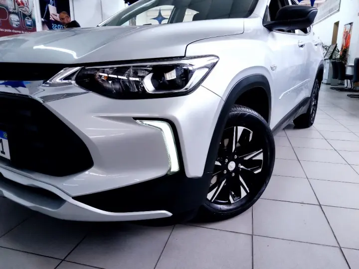 TRACKER 1.0 TURBO FLEX AUTOMÁTICO