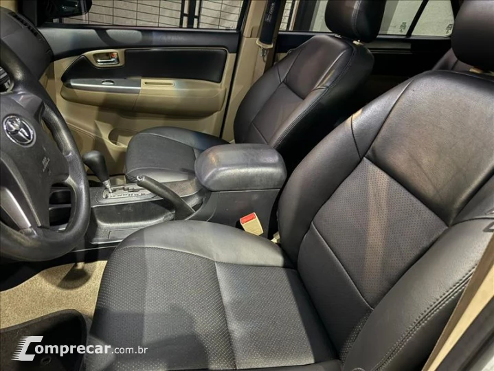 HILUX SW4 2.7 SR 4X2 16V