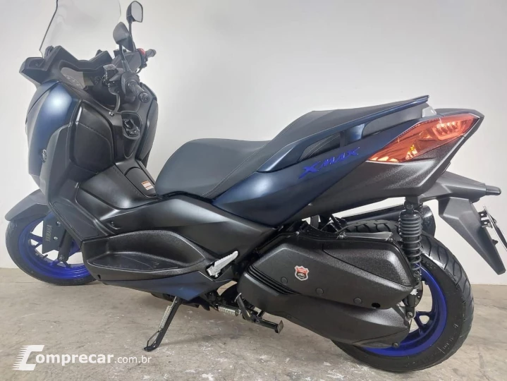 YAMAHA XMAX ABS