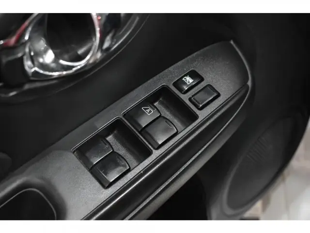 VERSA - 1.6 16V SV 4P XTRONIC