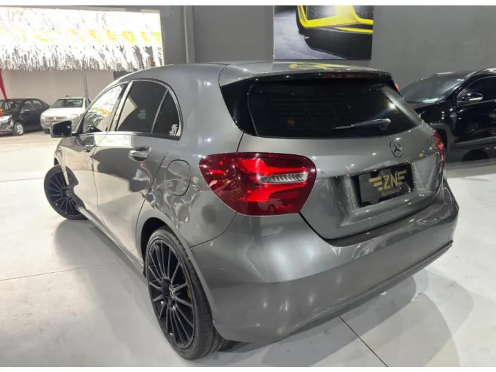 A 200 1.6 CGI FLEX 7G-DCT