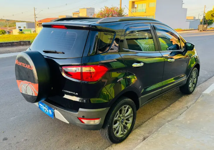 ECOSPORT 1.6 Freestyle 8V