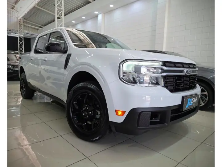 MAVERICK LARIAT FX4 2.0 ECOBOOST AUT.