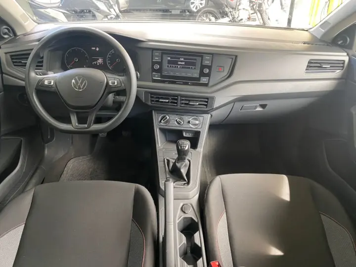 Polo Hatch 1.0 4P MPI TRACK