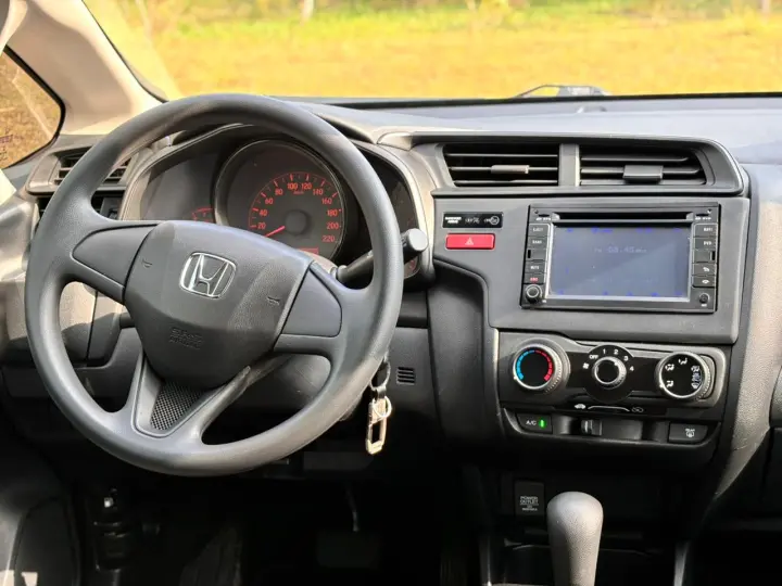 Fit 1.5 16v LX CVT (Flex)