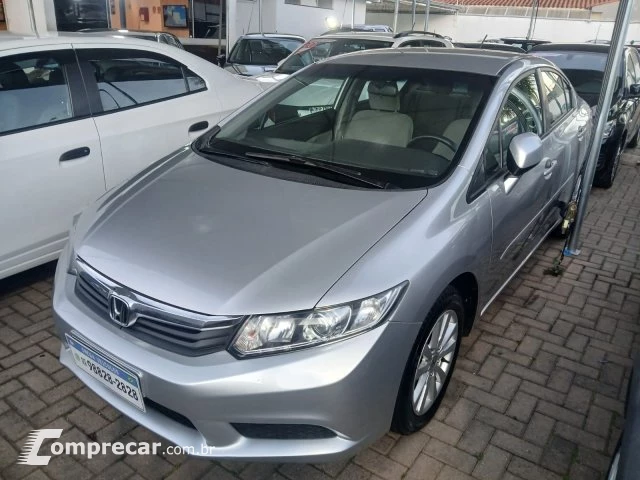 CIVIC - 1.8 LXS 16V 4P AUTOMÁTICO