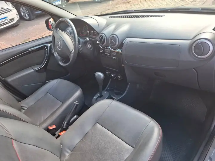 Sandero 1.6 STEPWAY 16V FLEX 4P AUTOMÁTICO